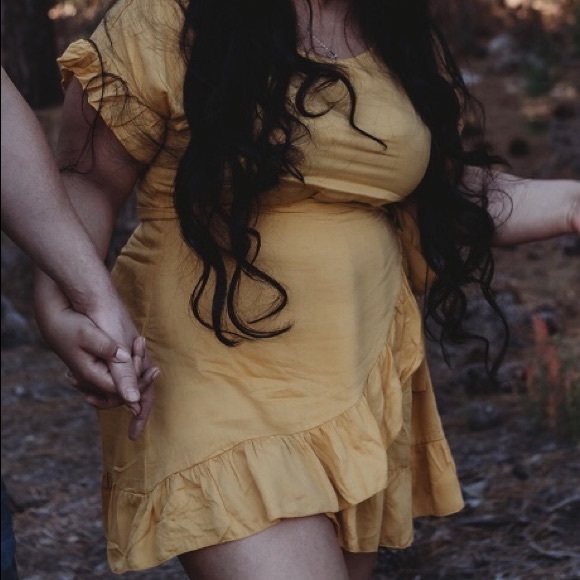 Dress - Picture 4 of 5